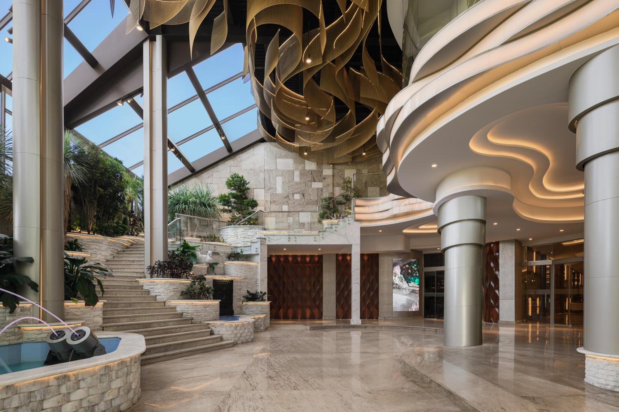 Mirage Hotel & Conference Center อเล็กซานเดรีย ภายนอก รูปภาพ The lobby of the hotel